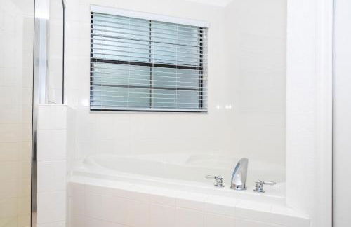 Amazing 2bed Condo in Kissimmee near Disney - Mickey Sorcerer - Foto 44