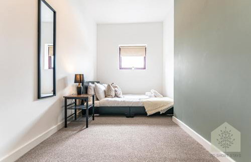 Cosy 3 Bedroom house in Wigan - Photo 16