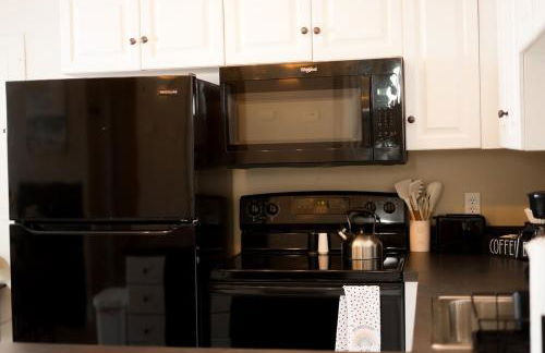 Delightful Downtown Free parking - Foto 23