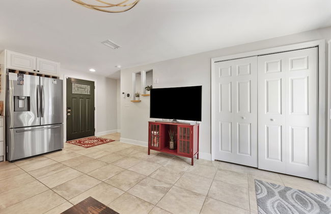 Charming Home in Heart of Downtown Pet Friendly! - Foto 18