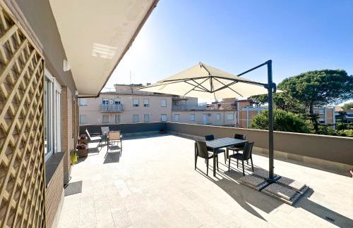 attico con vista circondato dal verde,a due passi da Anzio,free parking - Photo 15