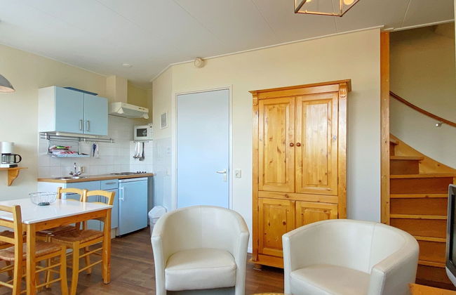 Family Apartment on Large Estate in Bergen aan Zee near Dunes & Beach - Photo 28