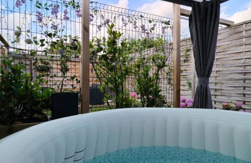 Le 301 Vercingétorix - Proche Paris & Disney avec jaccuzi et jardin privatif - Photo 3