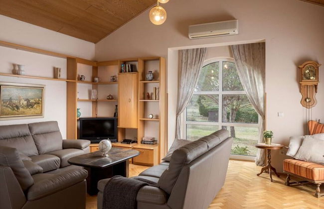 Villa Rosy Comfortable Holiday Residence - Foto 16