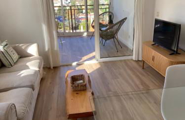 Apartamento en Voramar a 2 minutos de la playa - Photo 2