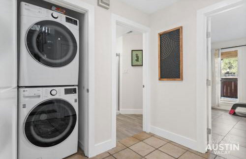 Pet Friendly 3BR 3BA Hill Country Home w Private Pool and Grill by Austin Vacay - Foto 22