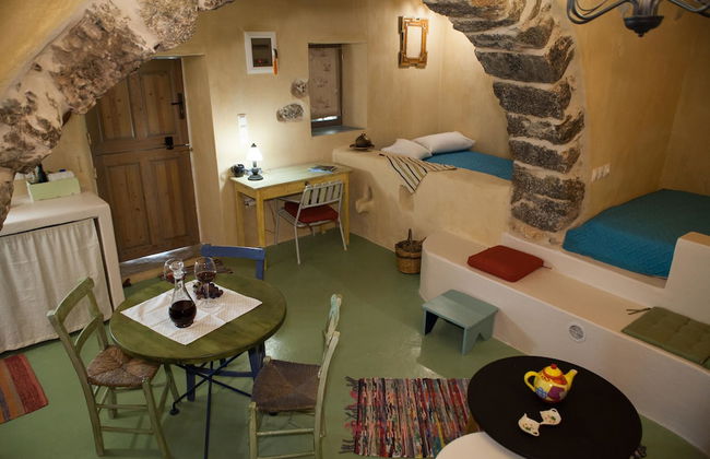 Sitanos Forgotten Neighborhood - Photo 12