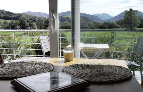 Gîtes Jara et Mendia, Maison Eguzki-Lore, Saint-Jean-Pied-de-Port, Pays Basque - Foto 24