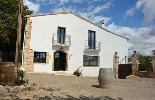 Masia La Morera autenticidad renovada 100 porcien a 10 minutos de Sitges en coche 12 huespedes Piscina Aire Aconc 6 Suites Apertura 15 Julio 2025 - Foto 15