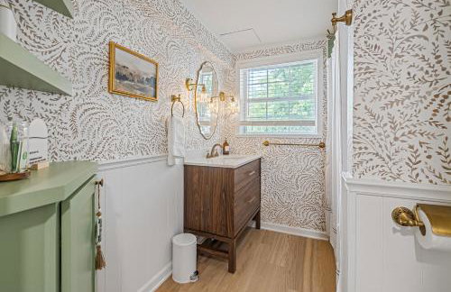 Less than 1mi to Square, SW, EV Plug, Boutique Comfort - Foto 31