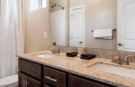 Landing Stylish 3BD Clubhouse Gym - Photo 64