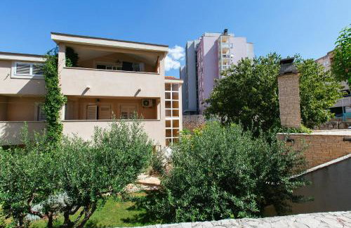 Peaceful Family Apartment with PRIVATE GARAGE Free Parking, Split - Foto 50