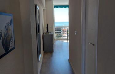 Vistas al mar. Junto a la playa. Garaje y piscina. - Photo 16