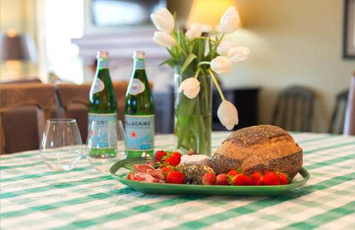 Sea Breeze! Walk to Beach!! In the Village! BBQ! Fast WiFi!! Dog Friendly! - Foto 15