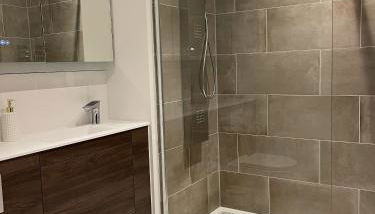 The Melodies with Free Parking , Harlow - Foto 3