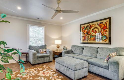 Wooded Couples Haven! 15 Mi to Wrightsville Beach - Foto 6