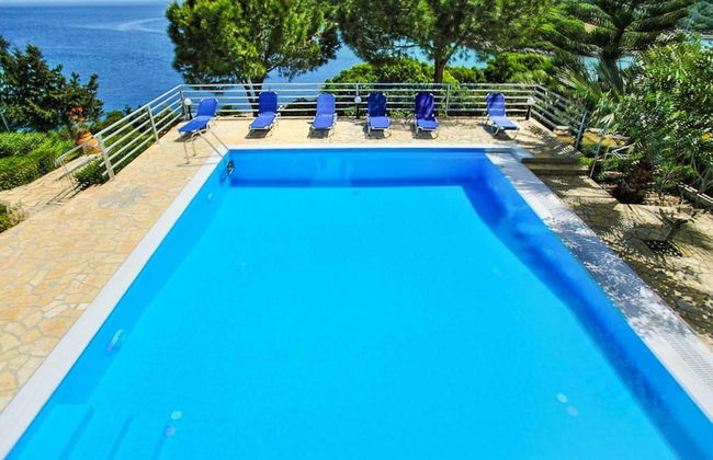 Dolphin Studio Swimming Pool Walk to Beach Sea Views A C Wifi Car Not Required - 559 - Foto 26