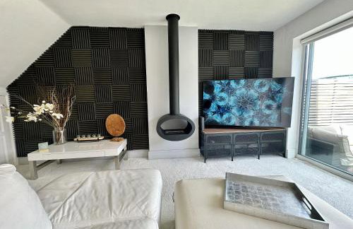 Fantastic 2-Bed House with Parking - Hosted by Hutch Lifestyle - Foto 4