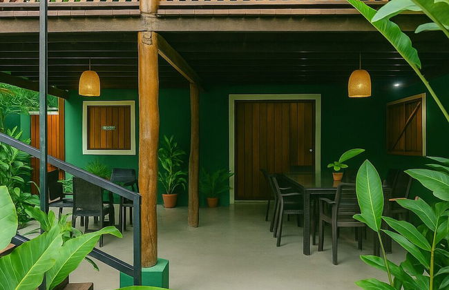 Green Jungle House - Photo 59