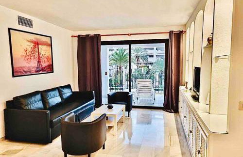 PUERTO BANUS, 2 ROOMS, POOL AND PRIVATE PARKING. - Foto 4