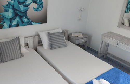 Isalos Paros - Photo 9