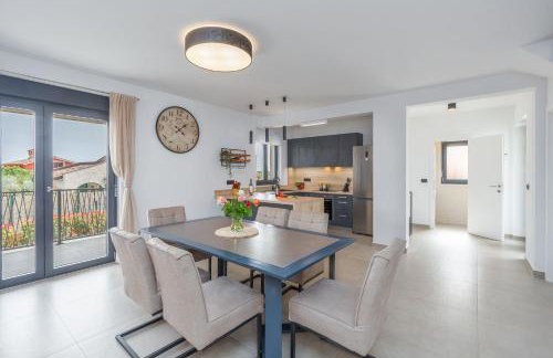 Moderne Villa mit Privatpool, Meerblick, Babybett, BBQ, klimatisierte Schlafzimmer - perfekt zum Biken - Photo 15