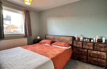 Warm & Stylish Stay Near Everything you need - Photo 9