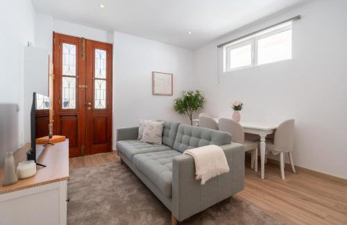 HostWise - Traditional House with Terrace - Photo 40