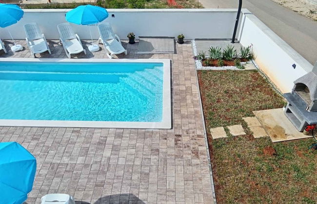 Noel - With Private Pool - A1-prizemlje - Photo 32