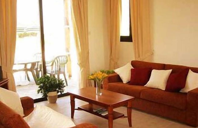 Aura Holiday Villas - Photo 13