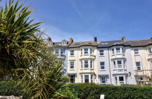 Flat 2, 10 Seafield Road - Photo 21