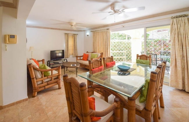 Modern 2-bed Apt Near Beach In St. Lawrence Gap 2 Bedroom Apts by Bluescape - Foto 51