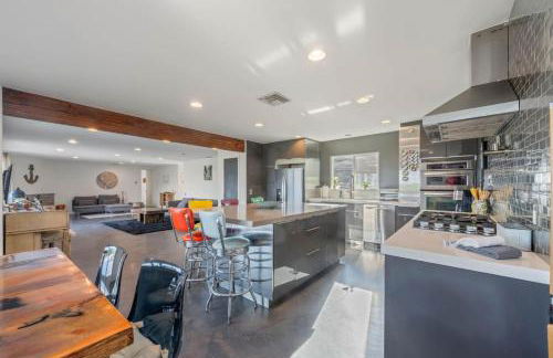 Middlebury Heights with Pool - Foto 6