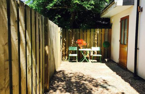 Apartment with own entrance & terrace on West Hill - Foto 16