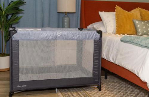 Stylish Condo min from UF & Shands Pets Welcome! - Photo 16