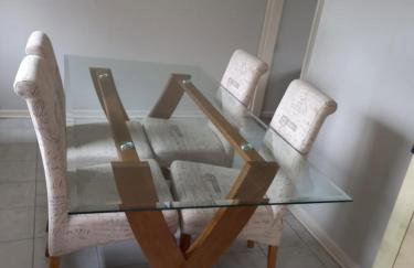 Amazing 3 Bedroom Entire House - Foto 1