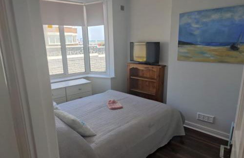 Bexhill Beautiful Sea Front Bungalow - Foto 4