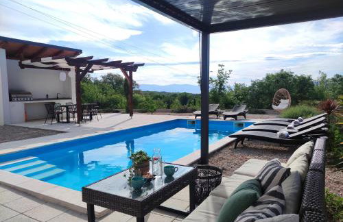 Lazy 8 Villa - Photo 5