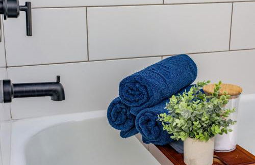 Luxury STL Oasis Sauna, Firepit, HotTub and Games - Foto 8