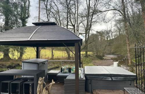 Bonshaw Grange-Riverside Country Retreat, & HotTub - Photo 47