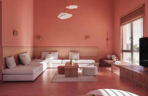 AKTI SEASIDE SUiTES - Photo 43