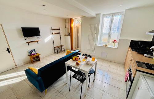 Le Maréchal Chic - Centre ville - Rive de Gier - Foto 11