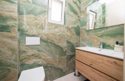 Familiy Villa Navis with heated pool - Photo 51