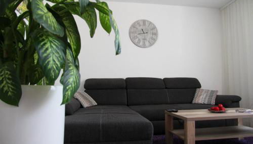 Geräumige 4 Zimmer Wohnung an den Kaiserthermen - Foto 2