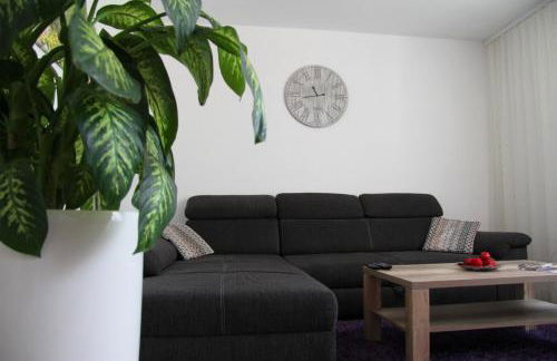 Geräumige 4 Zimmer Wohnung an den Kaiserthermen - Foto 2