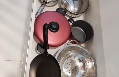 Apartamento novo a 350 m da praia das Toninhas em Ubatuba - 2 dormitórios sendo 1 suite, piscina, varanda gourmet com churrasqueira, ar condicionado, cozinha completa, garagem privativa - Foto 28