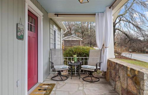 The Twisted Maple - Dogs Stay Free! - Foto 27