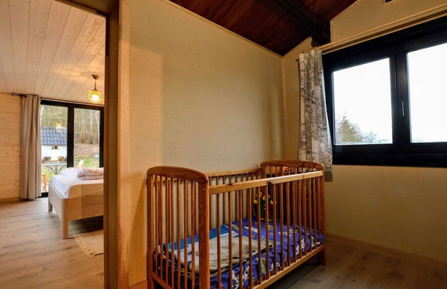 Quiet Chalet With Panoramic View and Fenced Garden - Photo 2