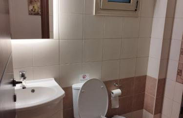 Maria's Rose Garden - Photo 54