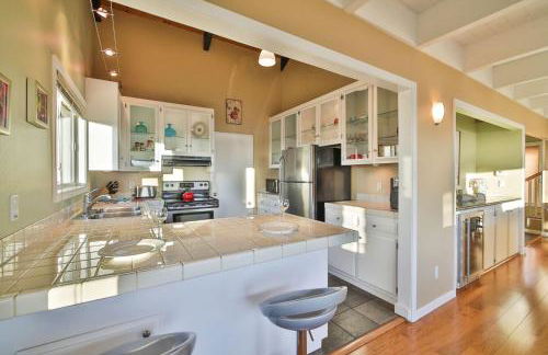 Beach Nest! Hot Tub! Sauna! BBQ Grill! AMAZING VIEWS!! Romantic Getaway! Dog Friendly!! - Foto 16